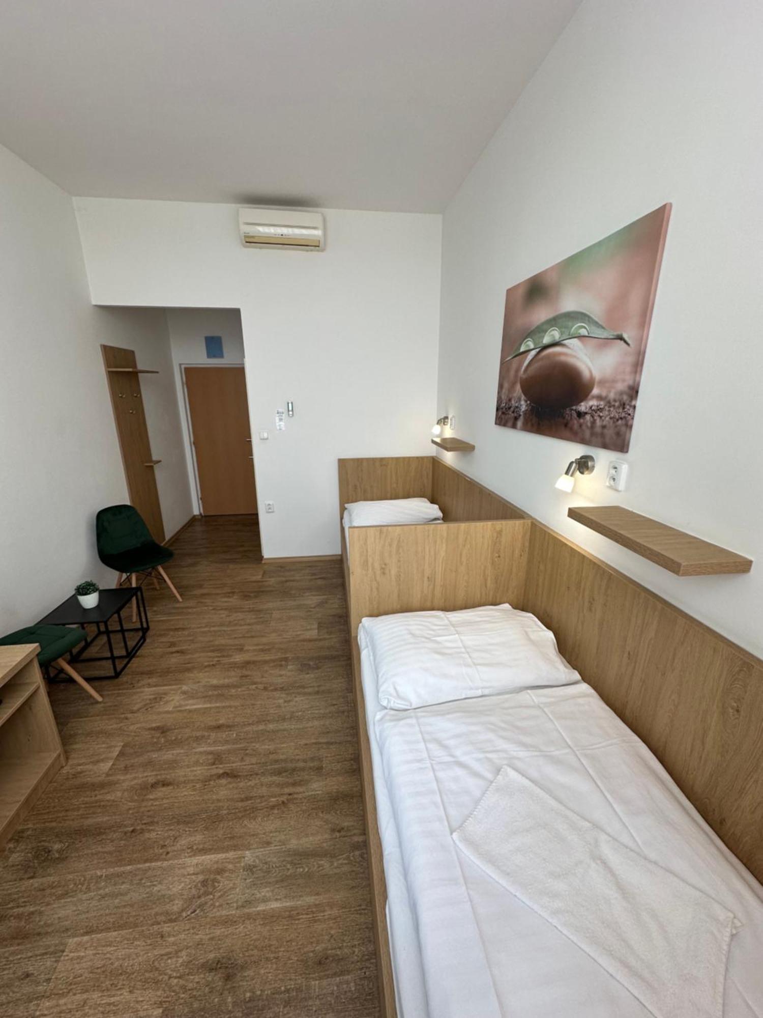 Penzion Raketa Bowling Opava Zimmer foto